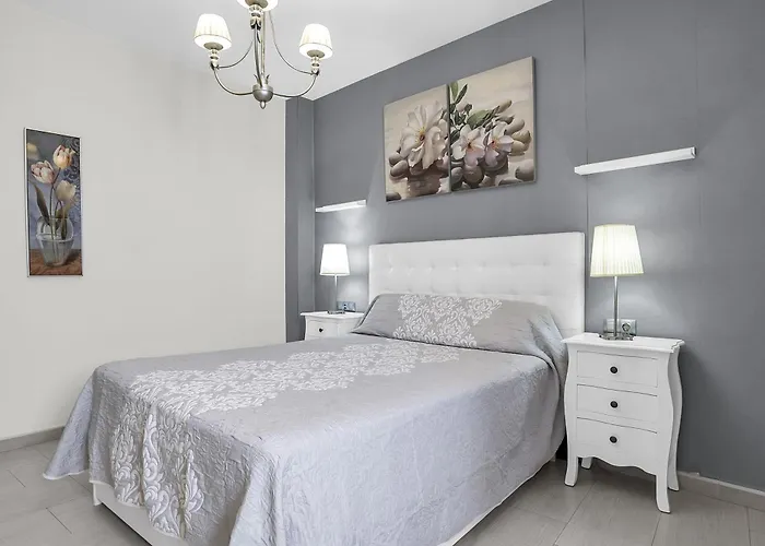 Aryan - Sólo Familias Conil De La Frontera