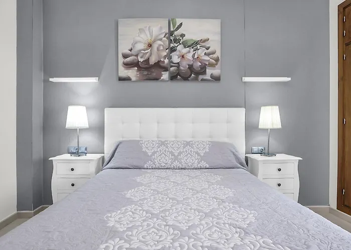 Aryan - Sólo Familias Conil De La Frontera