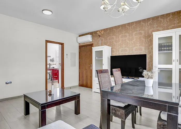 Aryan - Solo Familias Conil De La Frontera